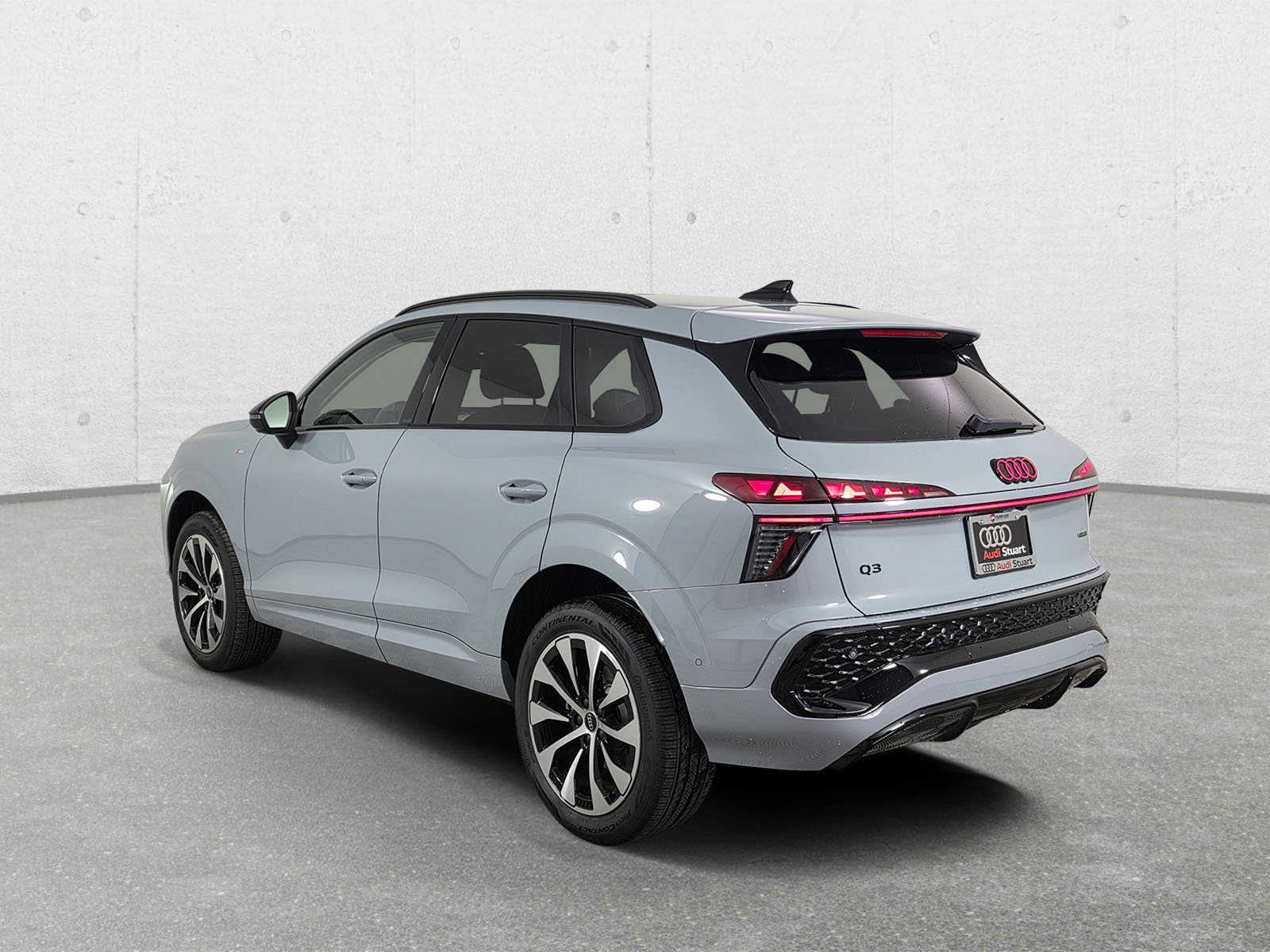 New 2026 Audi Q3 quattro 2.0T AWD/4WD image 4