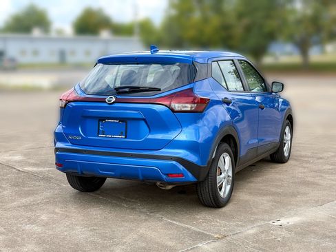 Used 2021 Nissan Kicks S FWD image 8