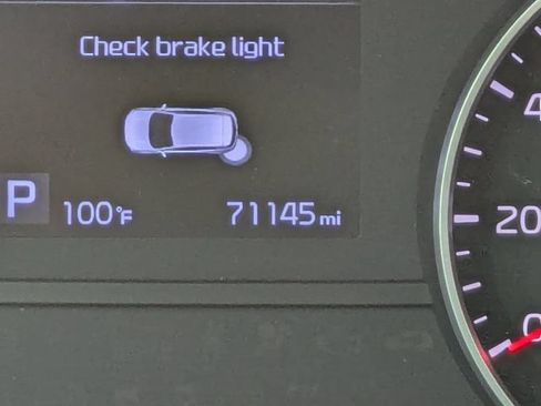 Used 2020 Kia Sportage EX FWD image 32