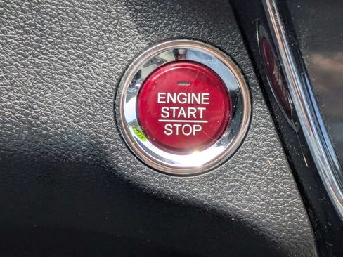 Used 2018 Honda HR-V EX-L image 35