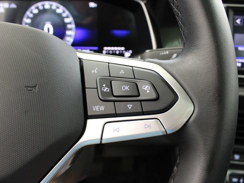 Used 2024 Volkswagen Jetta SE FWD image 28