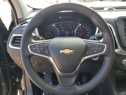 Used 2023 Chevrolet Equinox LT image 21