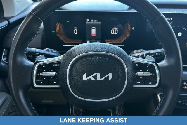 Used 2026 Kia Carnival LXS FWD image 27