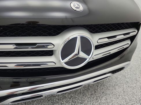 Used 2022 Mercedes-Benz GLC 300 image 17