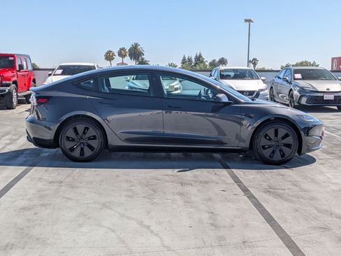 Used 2025 Tesla Model 3 Long Range RWD image 4