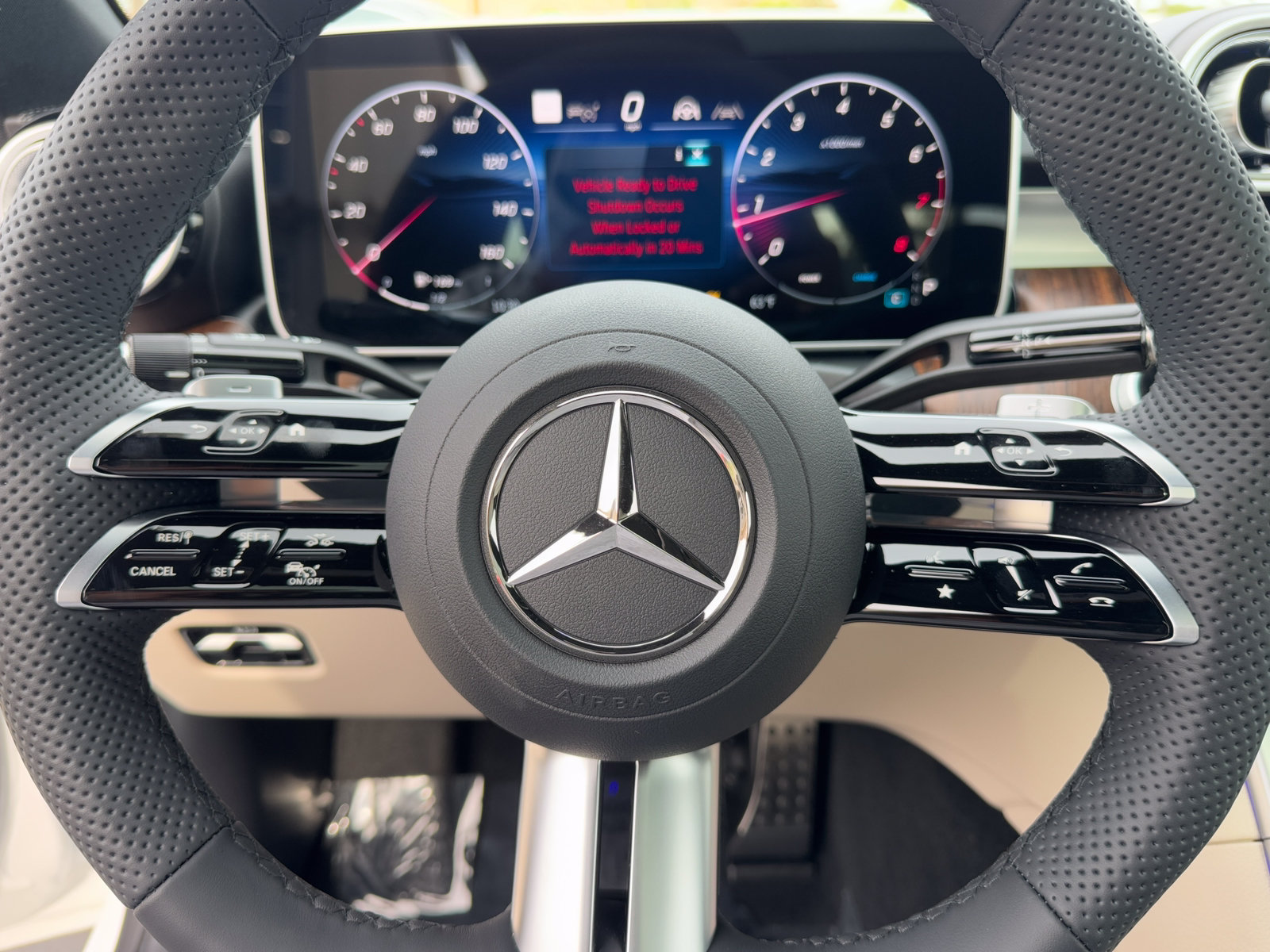 New 2026 Mercedes-Benz CLE 450 4MATIC Coupe image 11