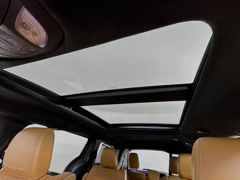 Used 2022 Chrysler Pacifica Pinnacle image 22