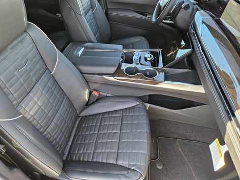 New 2026 Cadillac Escalade ESV Platinum Sport image 15