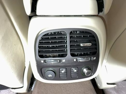Used 2007 Jaguar XJ8 L RWD image 68