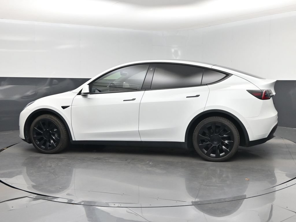 Used 2022 Tesla Model Y Long Range AWD/4WD image 10