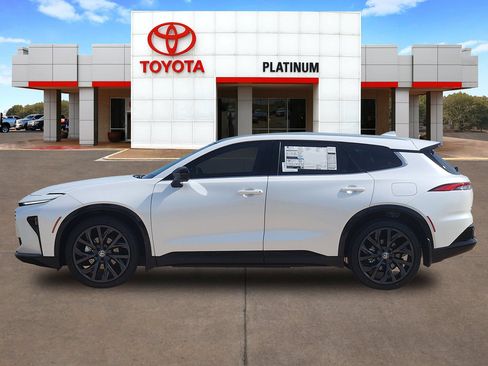 New 2026 Toyota Crown Signia w/ Advanced Technology Package AWD/4WD image 3