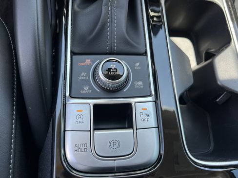 Used 2022 Kia Telluride S AWD/4WD image 17