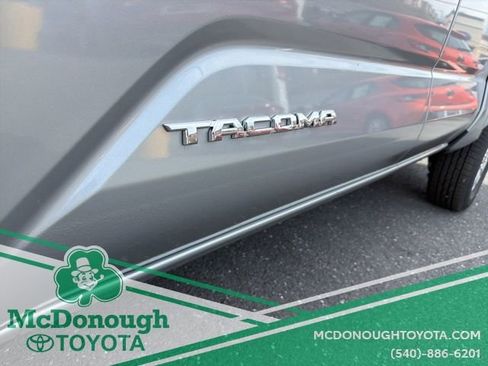 Used 2026 Toyota Tacoma SR5 image 3