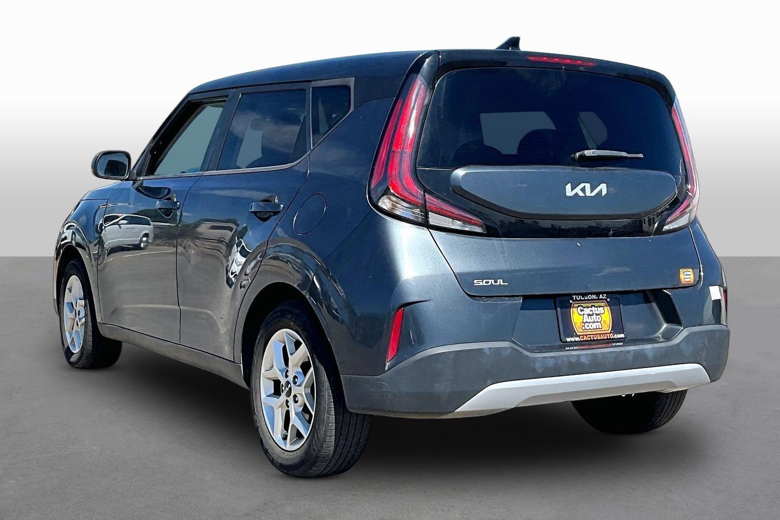 Used 2023 Kia Soul LX w/ Option Group 015 FWD image 11