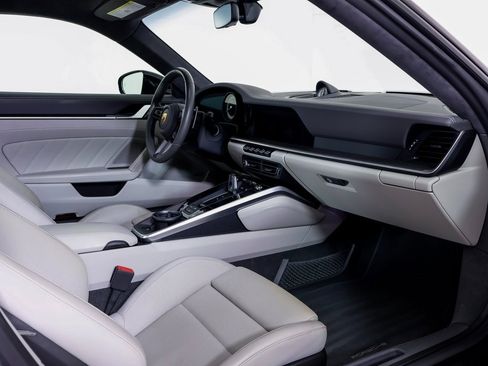 Certified 2021 Porsche 911 Turbo S image 7