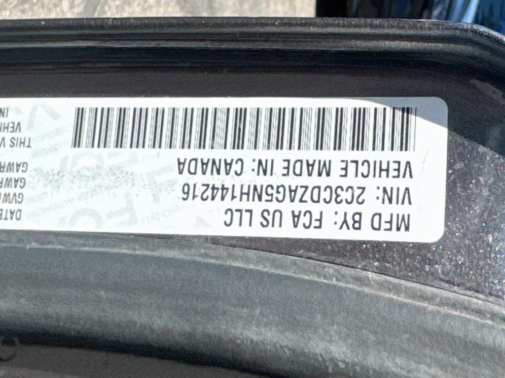 Used 2022 Dodge Challenger SXT RWD image 28