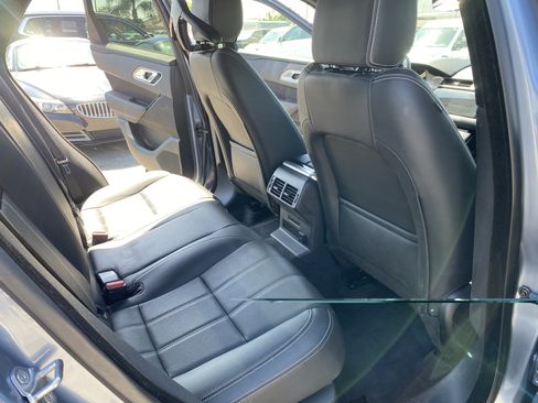 Used 2022 Land Rover Range Rover Velar R-Dynamic S AWD/4WD image 18