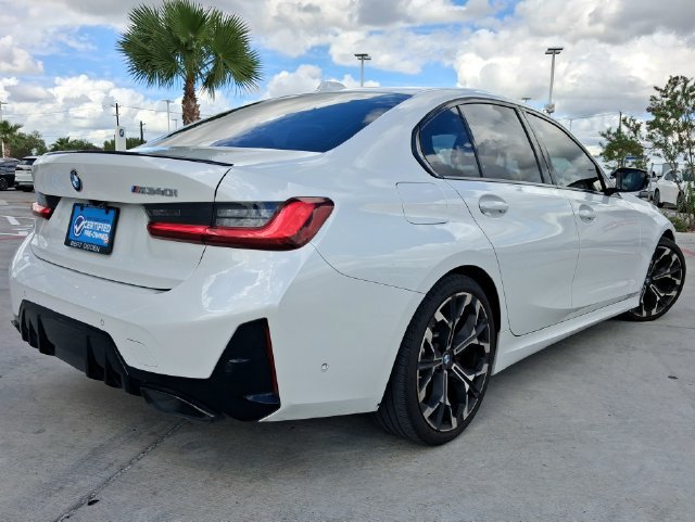 Used 2025 BMW M340i w/ Premium Package RWD image 7