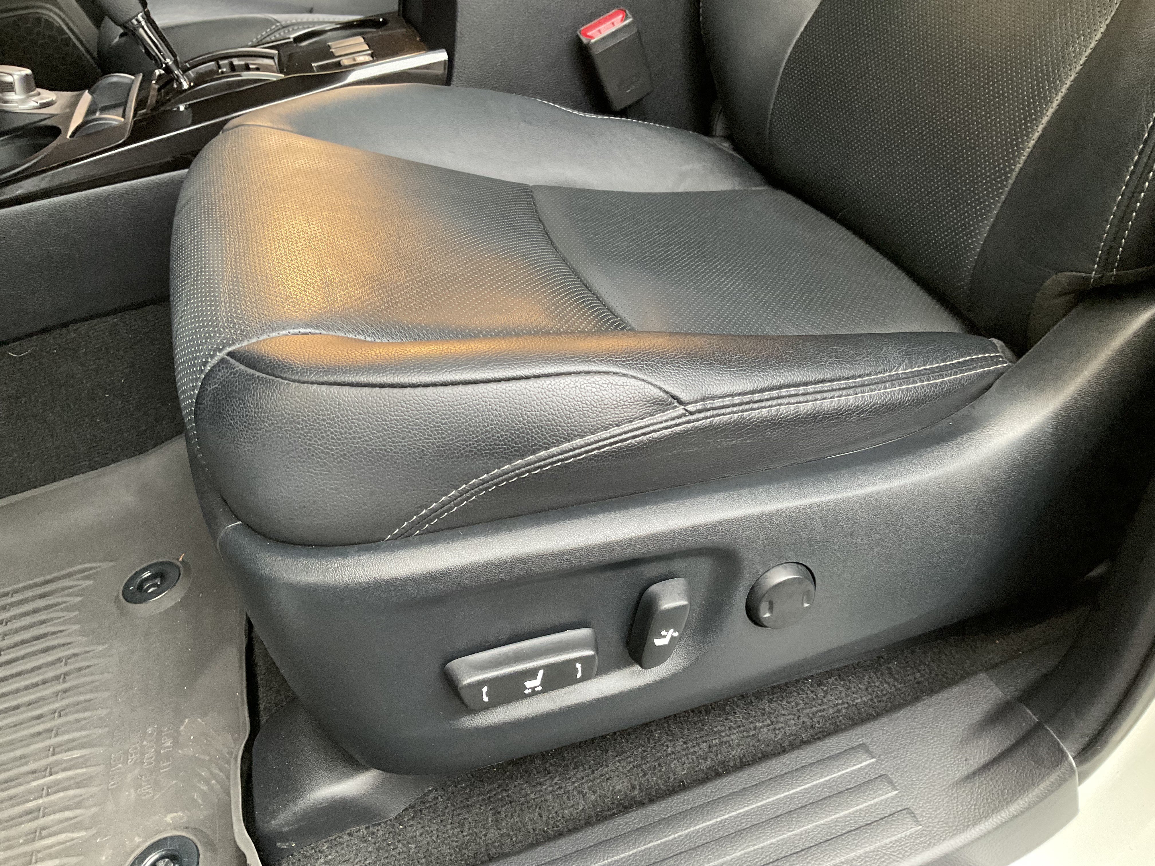 Used 2021 Toyota 4Runner Nightshade AWD/4WD image 29