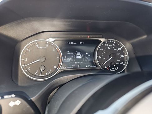 Used 2021 Nissan Rogue SV w/ Premium Package image 35