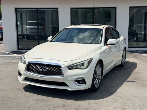 Used 2019 INFINITI Q50 Luxe w/ Essential Package (3.0T Luxe) RWD image 10