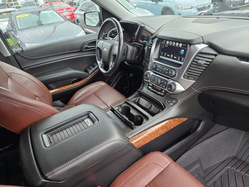 Used 2019 Chevrolet Tahoe Premier w/ Premier Plus Edition image 10