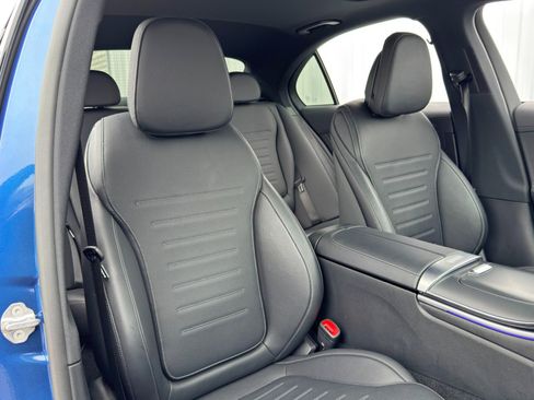 Used 2023 Mercedes-Benz C 43 AMG 4MATIC Sedan image 40