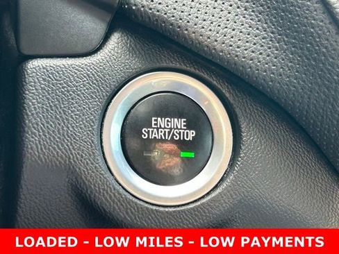 Used 2021 Chevrolet Equinox Premier FWD image 25