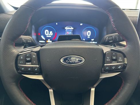 Used 2025 Ford Explorer ST AWD/4WD image 27