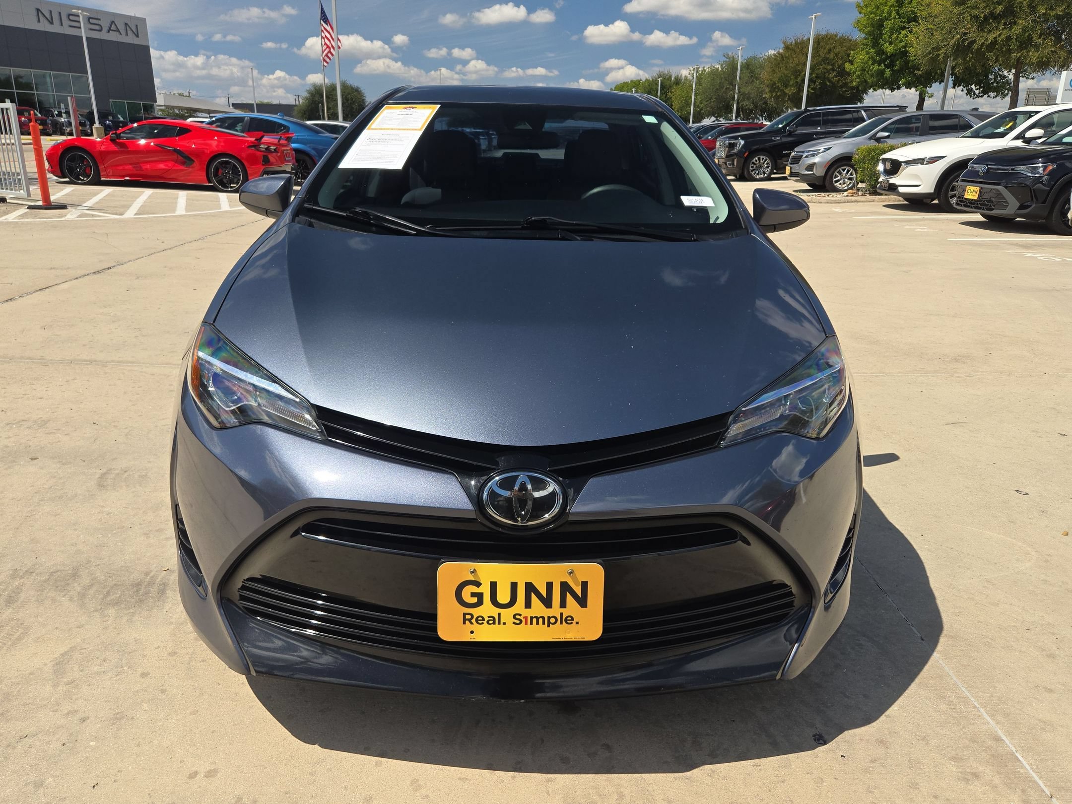 Used 2018 Toyota Corolla LE FWD image 8