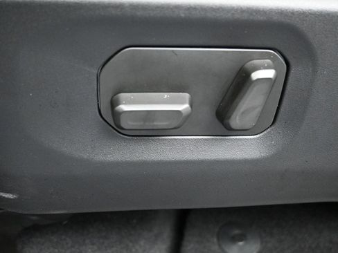 New 2025 Jeep Gladiator Mojave image 13