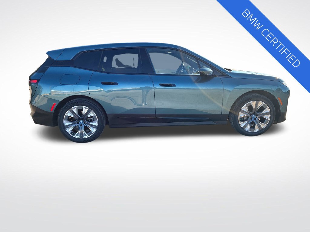 Certified 2024 BMW iX xDrive50 w/ Premium Package AWD/4WD image 2