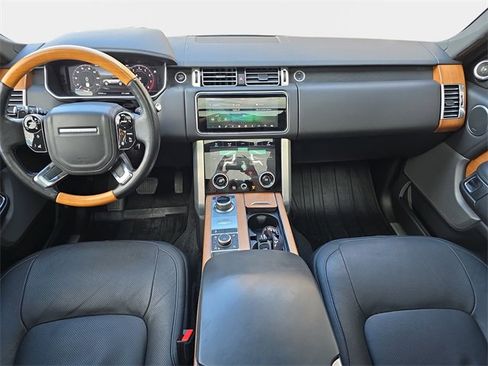 Used 2019 Land Rover Range Rover HSE image 10