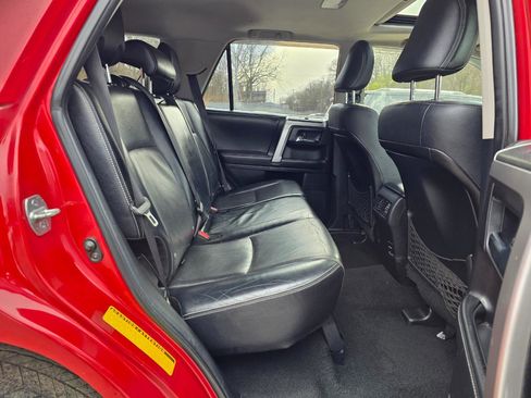 Used 2014 Toyota 4Runner Limited image 16