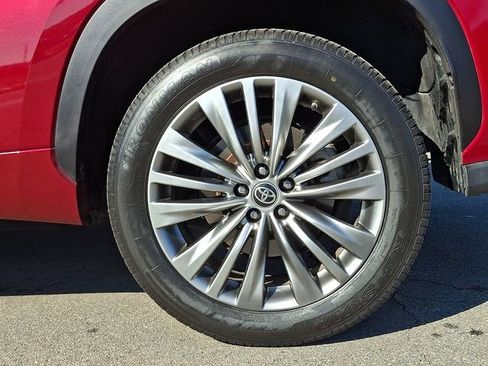 Used 2021 Toyota Highlander Platinum image 8