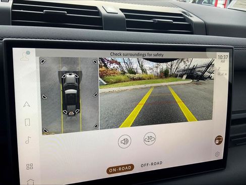 Used 2025 Land Rover Defender 110 S image 26