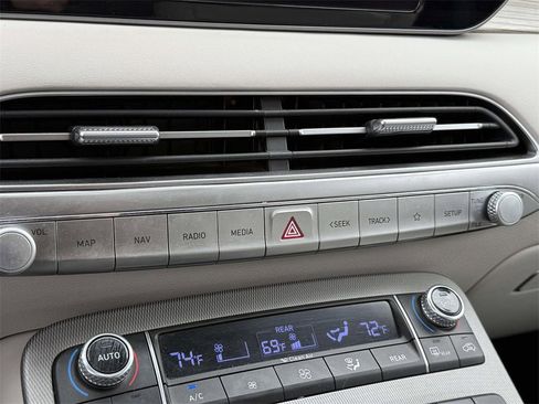 Used 2022 Hyundai Palisade SEL w/ Premium Package image 22