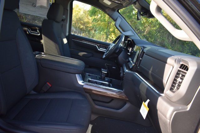 New 2026 Chevrolet Silverado 1500 RST w/ All Star Edition Plus AWD/4WD image 14