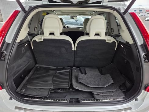 Used 2023 Volvo XC90 B6 Plus w/ Protection Package Premier AWD/4WD image 20