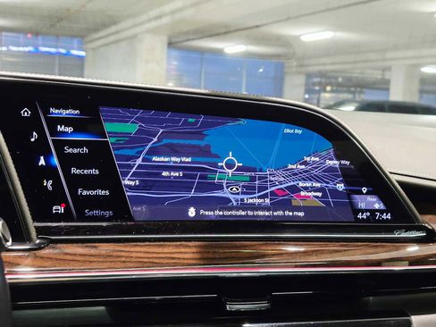 Used 2021 Cadillac Escalade Sport Platinum image 14