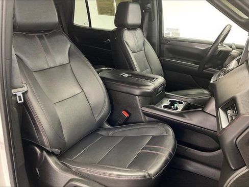 Used 2022 Chevrolet Tahoe RST w/ Luxury Package AWD/4WD image 6