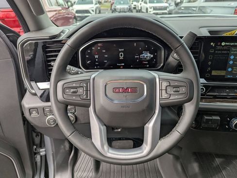 New 2026 GMC Sierra 1500 SLE w/ X31 Off-Road Package AWD/4WD image 17