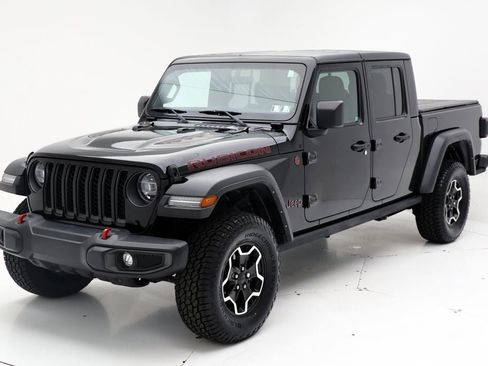 Used 2021 Jeep Gladiator Rubicon AWD/4WD image 2