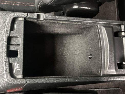Used 2018 Dodge Durango GT w/ Blacktop Package AWD/4WD image 31