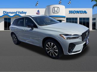 Used 2025 Volvo XC60 B5 Core AWD/4WD 360° Tour