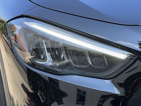 Certified 2025 Mercedes-Benz GLA 250 image 11