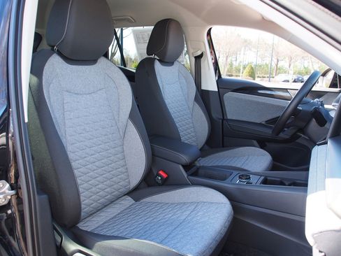 Used 2026 Volkswagen Tiguan S image 11