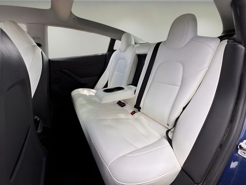 Used 2023 Tesla Model 3 Standard Range RWD image 18