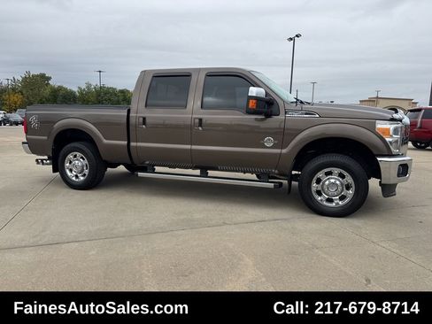 Used 2015 Ford F250 Lariat w/ Chrome Package image 30