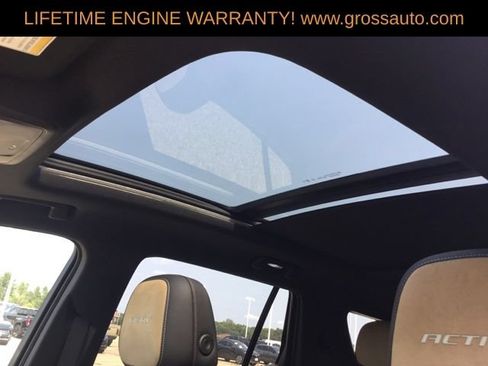 Used 2026 Chevrolet Equinox ACTIV AWD/4WD image 26